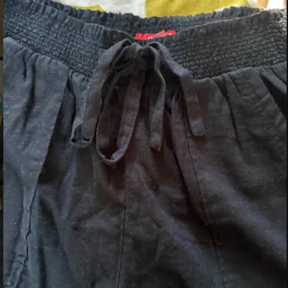 *HOST PICK* NWOT Guess Ilar Linen High-Waisted Shorts - Picture 9 of 10